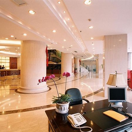 Shanghai Hengsheng Peninsula International Hotel Beltér fotó
